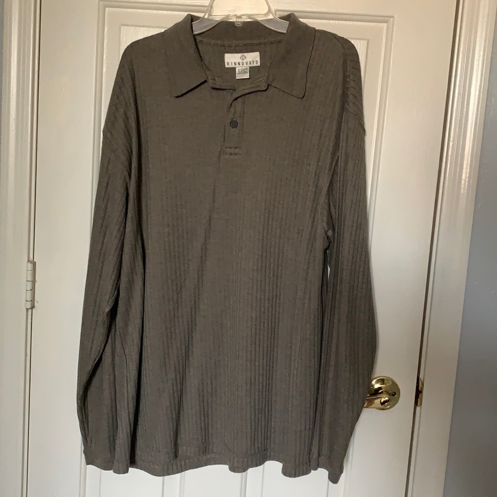 Men’s Collared Sweater